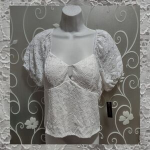NEW WOMENS CHARMING EYELET TOP SIZE XL